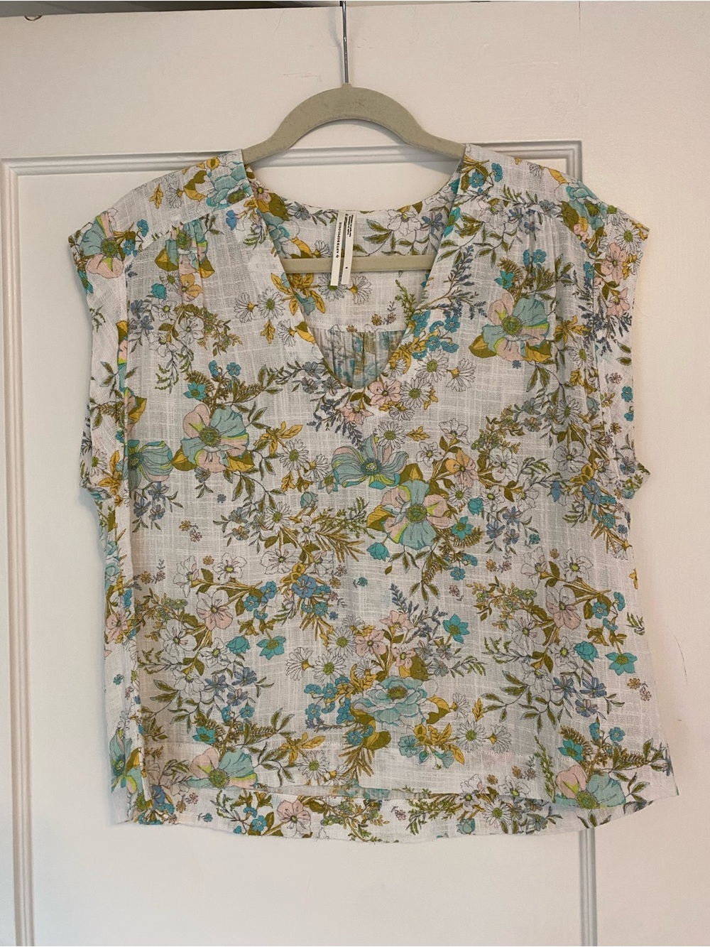 Anthropologie Shirt size small